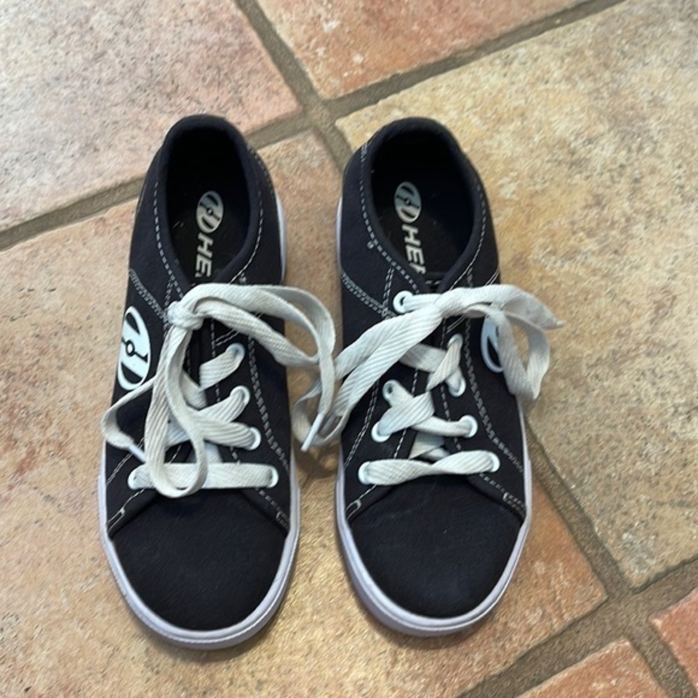 HEELYS BLACK CANVAS